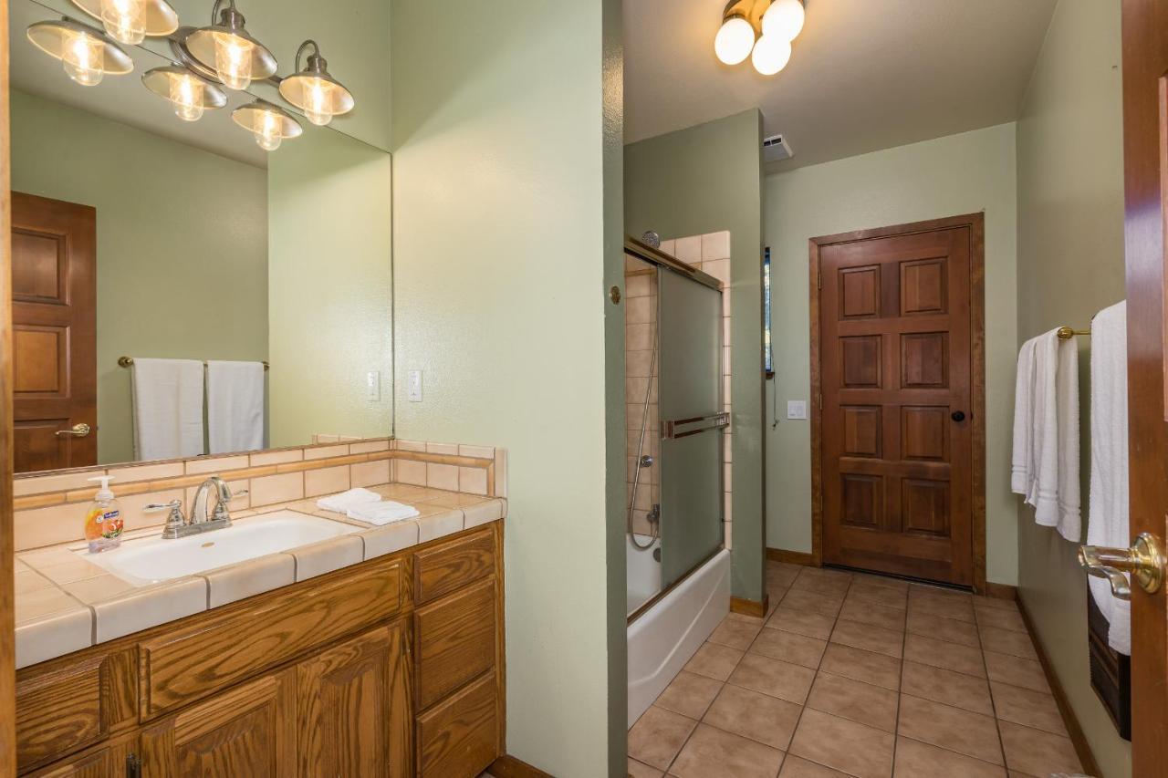 Casa Rio Yosemite -Waterfall plus 9 Acres Oakhurst Exterior foto