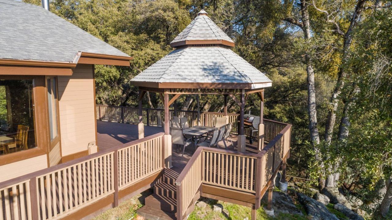 Casa Rio Yosemite -Waterfall plus 9 Acres Oakhurst Exterior foto