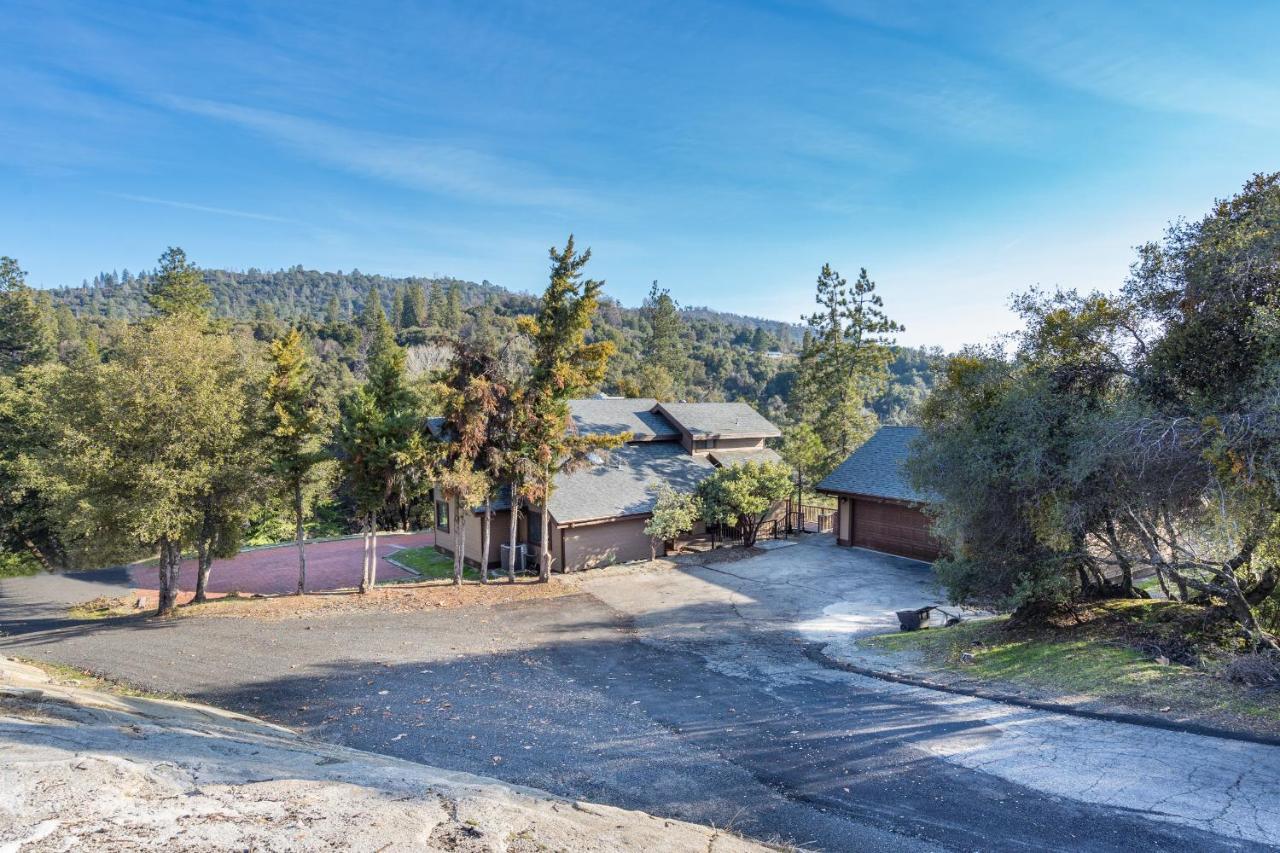 Casa Rio Yosemite -Waterfall plus 9 Acres Oakhurst Exterior foto